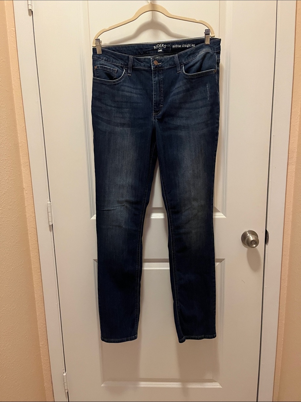 (NWT) Riders by Lee Women’s Slim Dark Blue Washed Jeans
